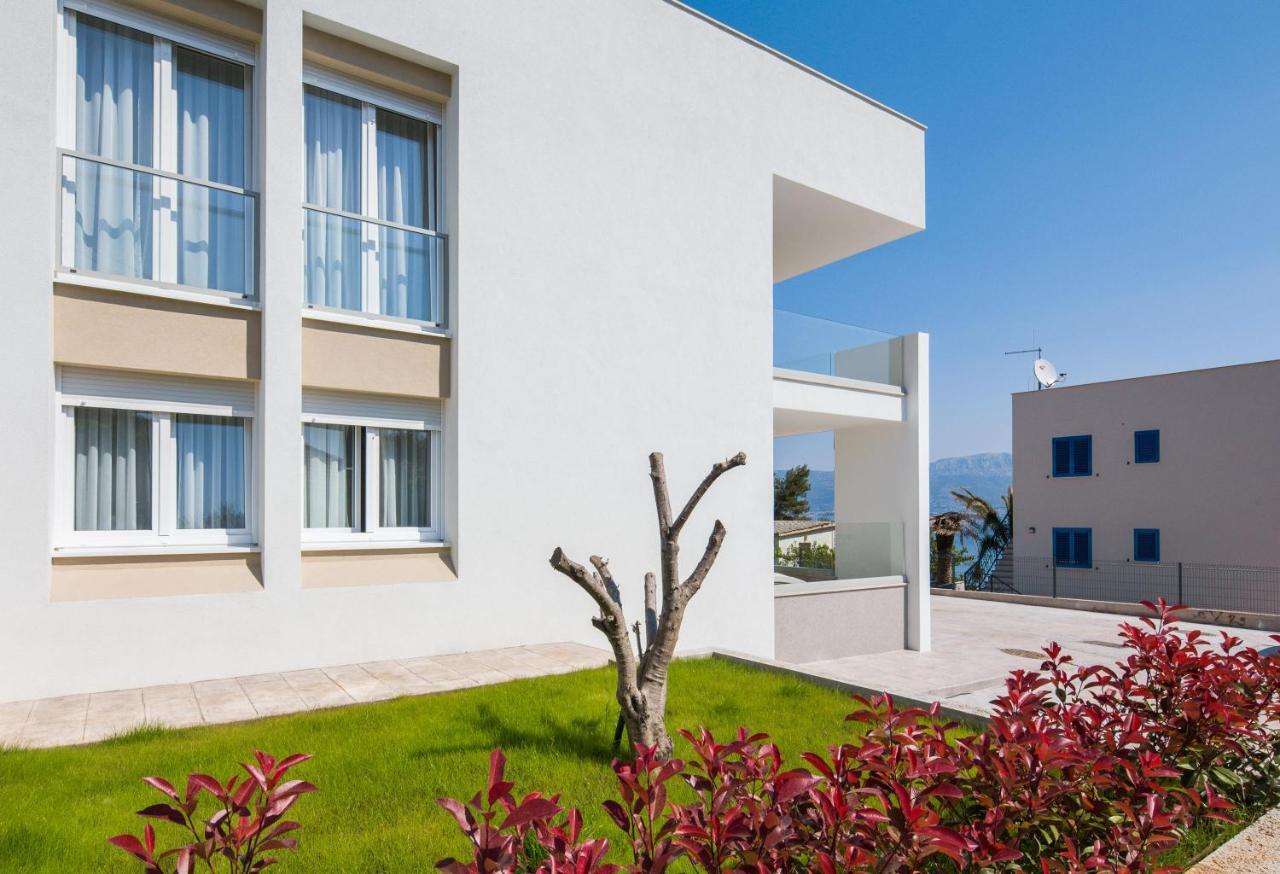 Apartments Alba 1 Slatine Exterior photo